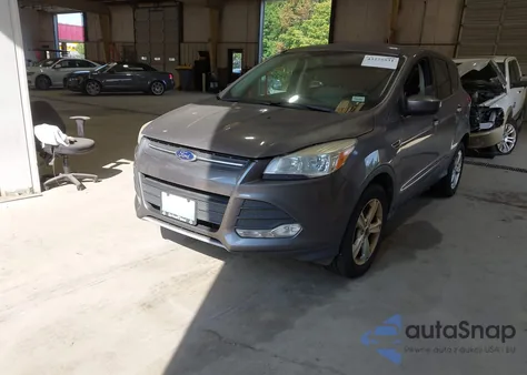 2014 Ford Escape Se z USA, uszkodzony, nr VIN 1FMCU9G94EUC45874